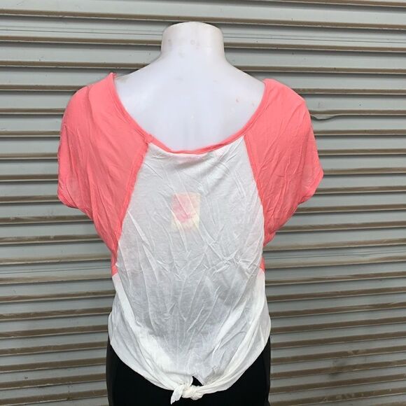 Love me midriff graphic top - Picture 6 of 7